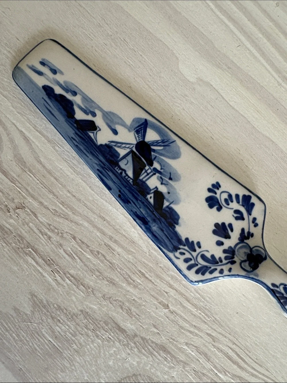 Vintage Delft Style Blue and White 9